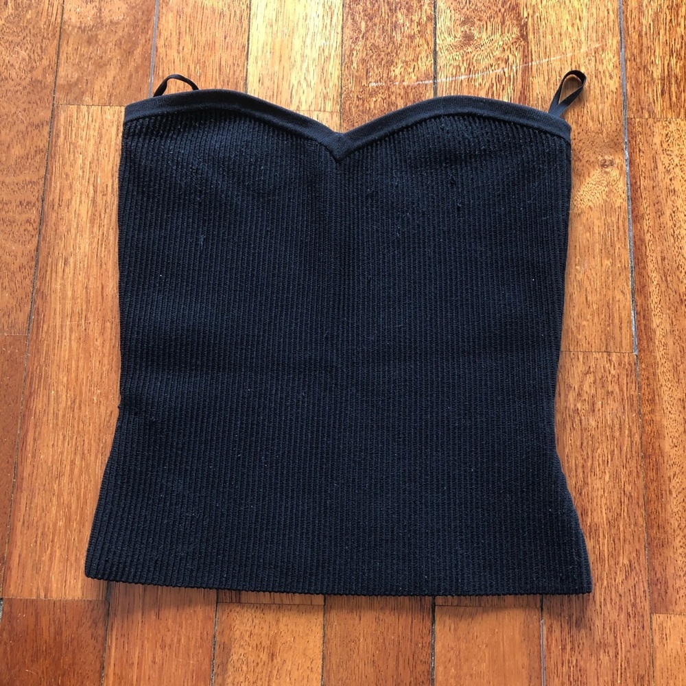 Aritzia Babaton Sclupt Neck Tube Top